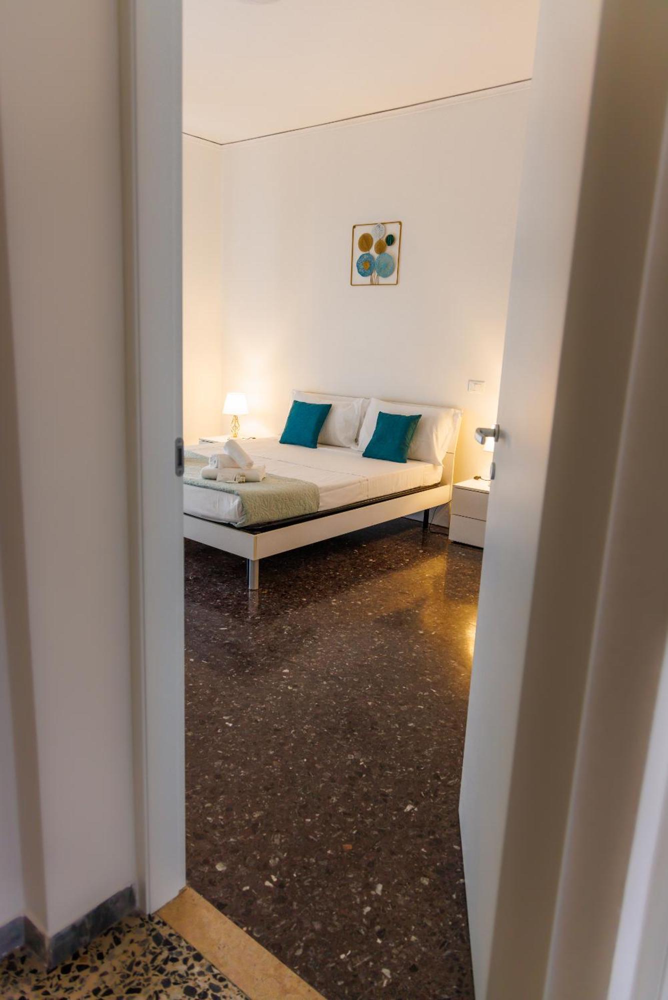 Laura Home Verona Buitenkant foto